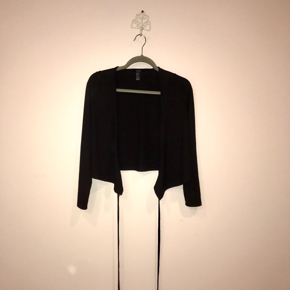 Black wrap crop top